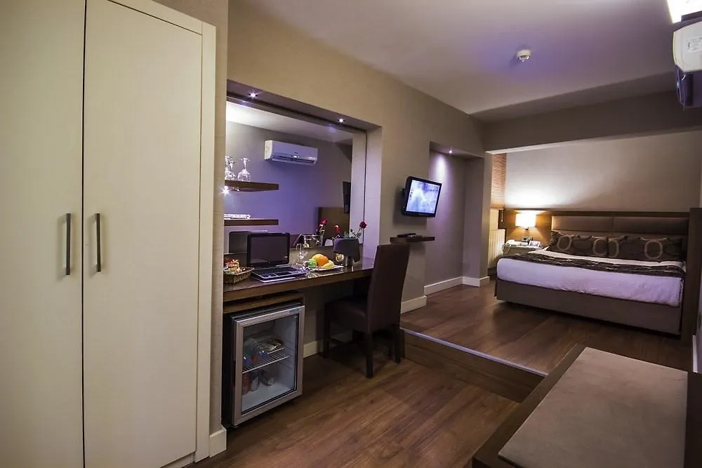 The New Hotel Zeybek Esmirna