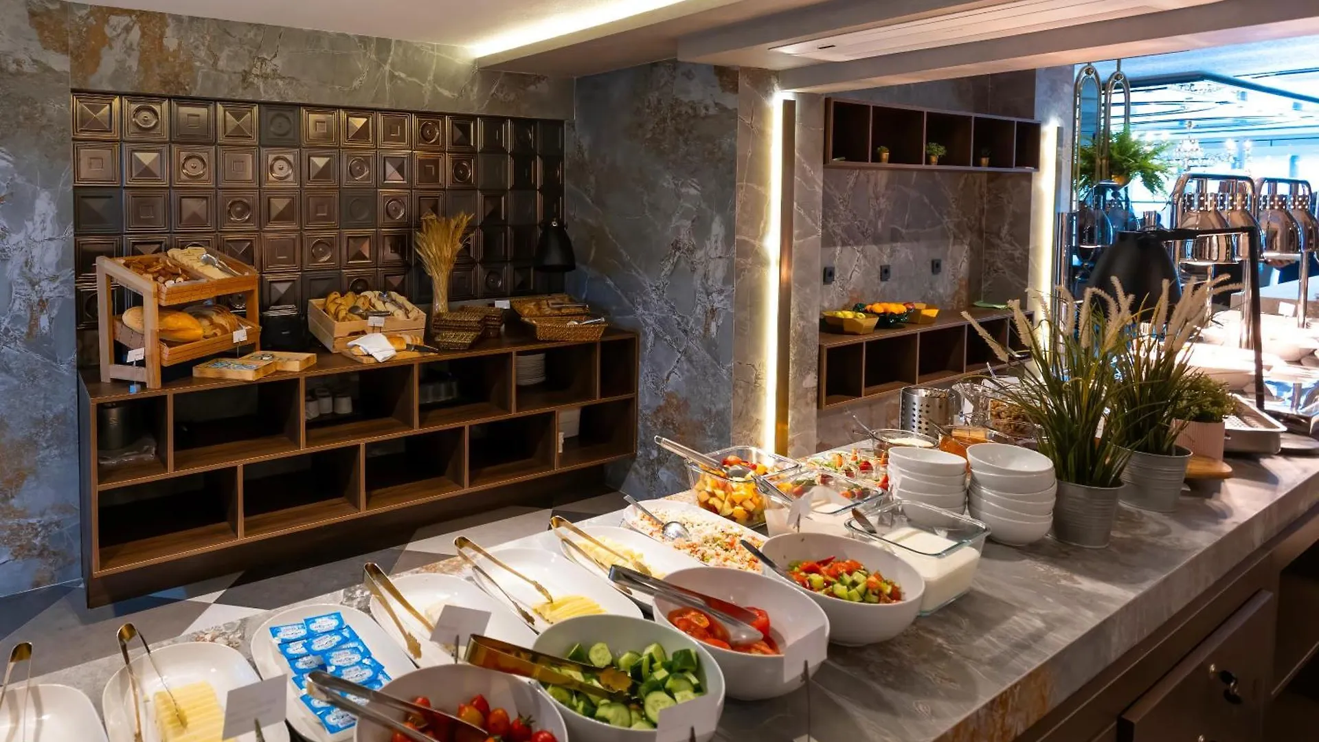 ***  The New Hotel Zeybek Izmir Türkei