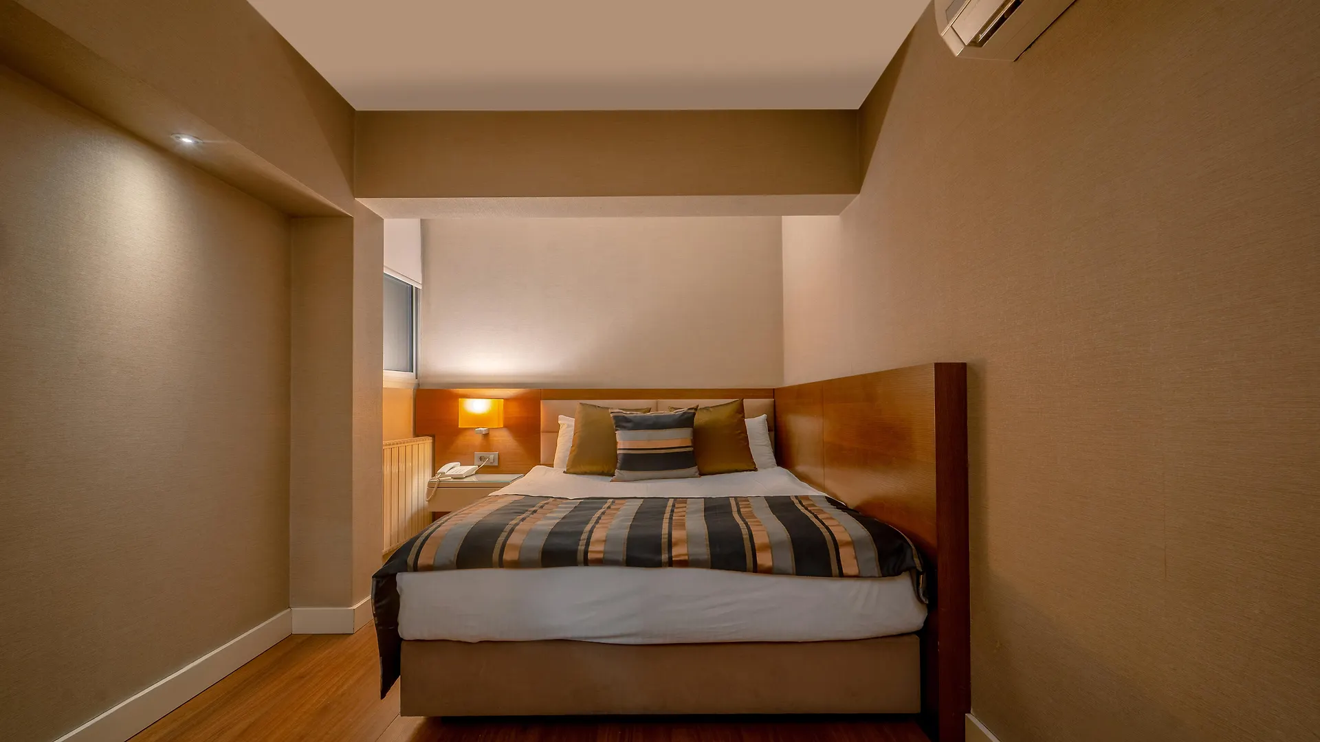 ***  The New Hotel Zeybek Izmir Turkey